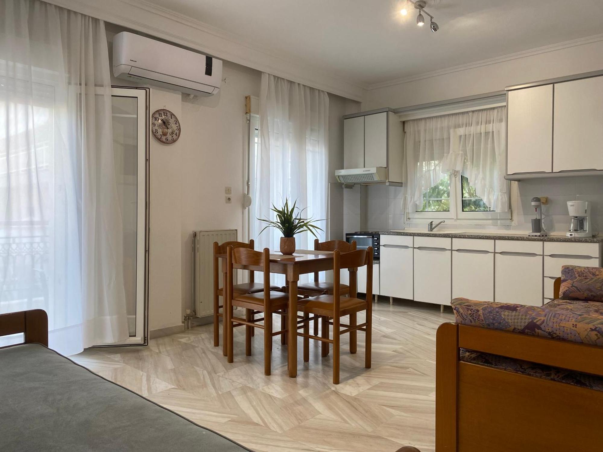 Villa Alexandra 이에리소스 외부 사진